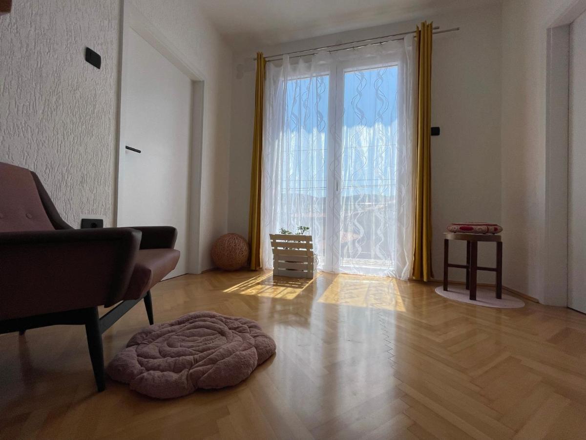 Cilka'S House, Authentic Homestay Near Lipica Sezana Bagian luar foto