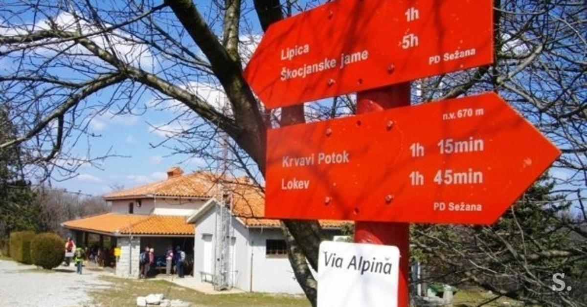 Cilka'S House, Authentic Homestay Near Lipica Sezana Bagian luar foto